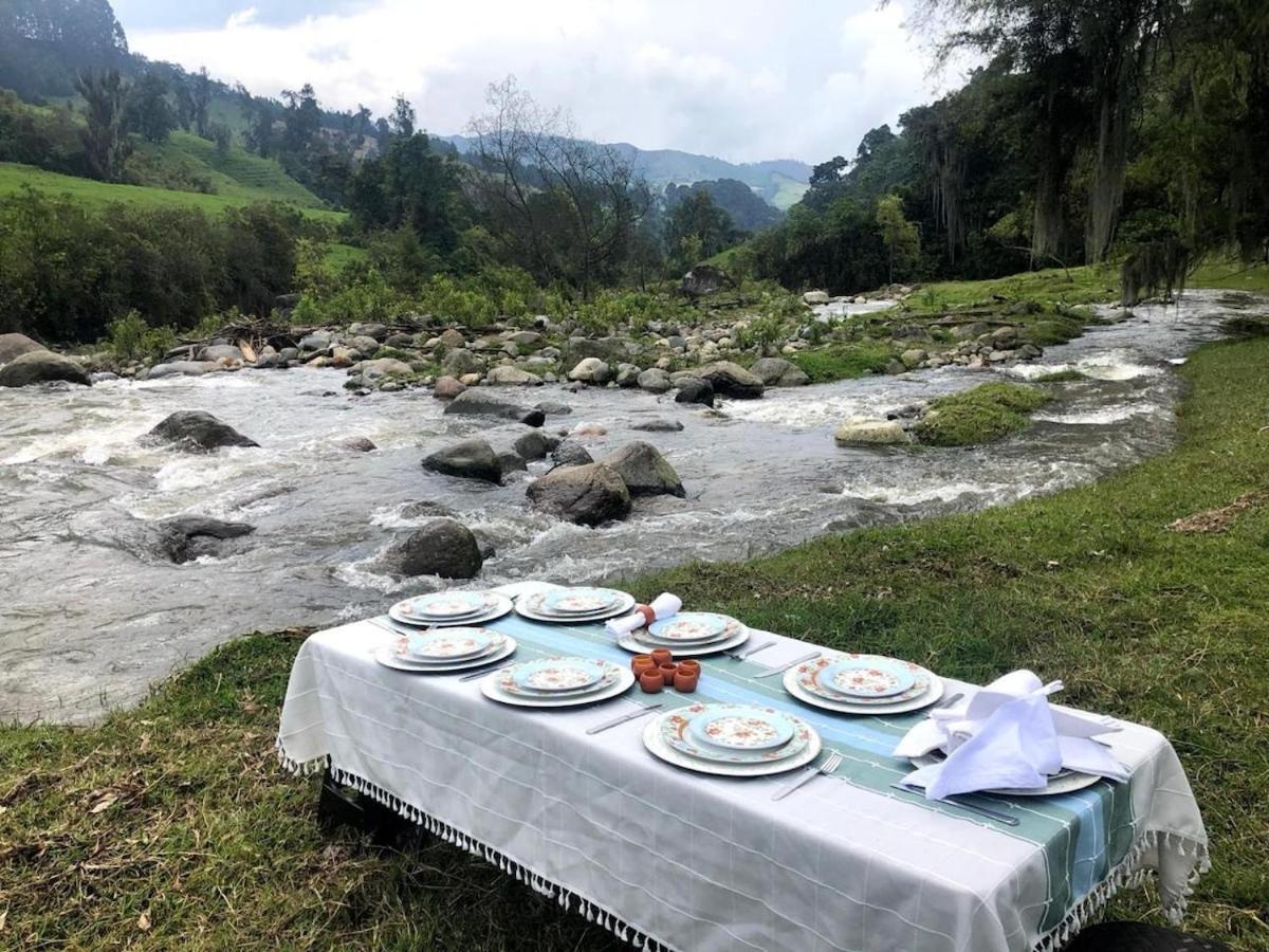 马尼萨莱斯Alojamiento Con Vista Al Rio Y Paisajes Hermosos别墅 外观 照片